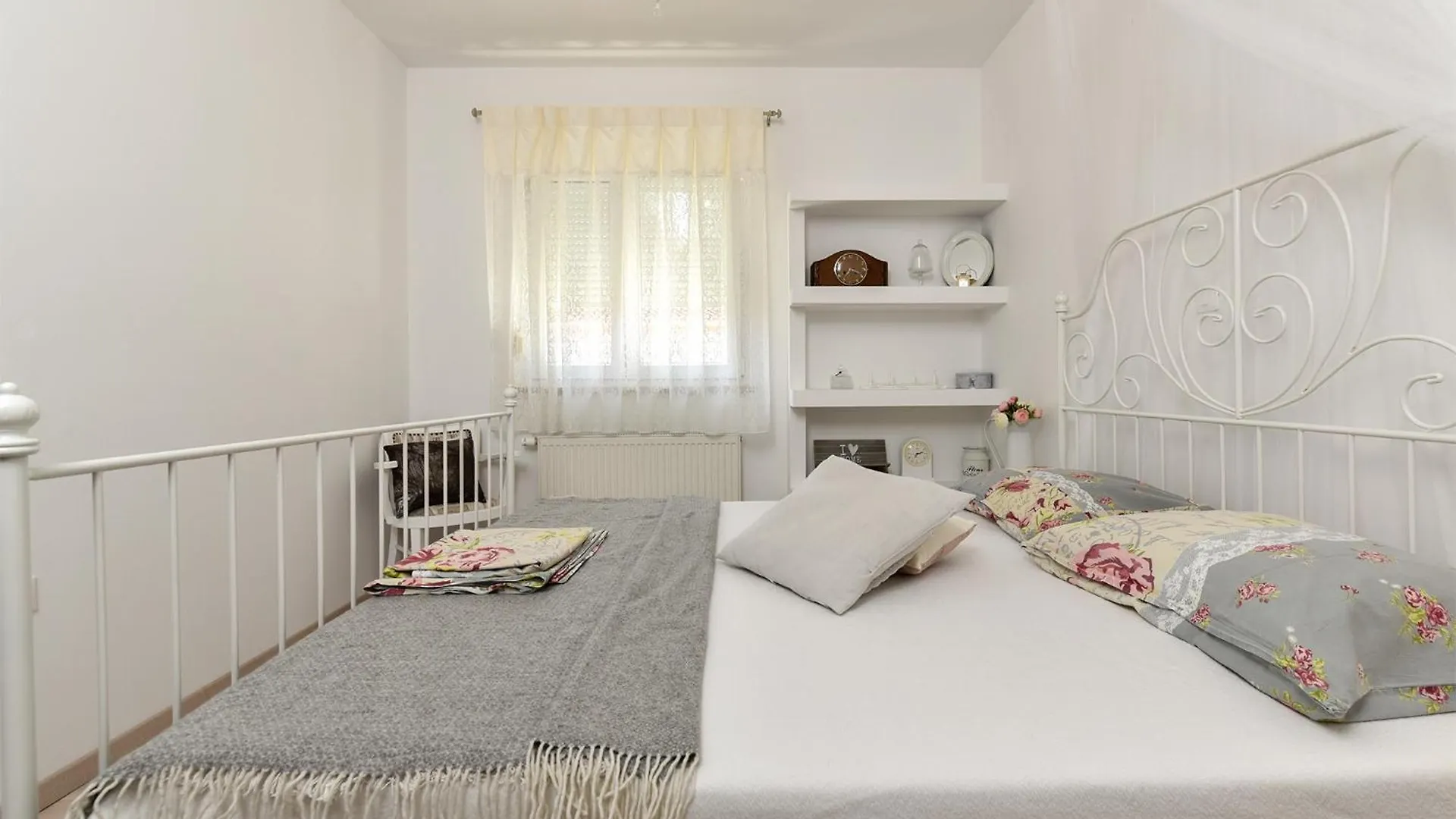 Apartment Sandra 2389 Pula
